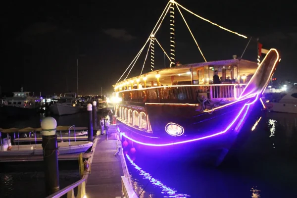 Dhow Cruise Dubai Marina (1)